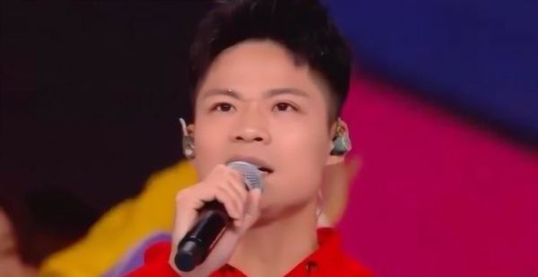 苏神唱歌是什么水平？唱的就是苏炳添的人生