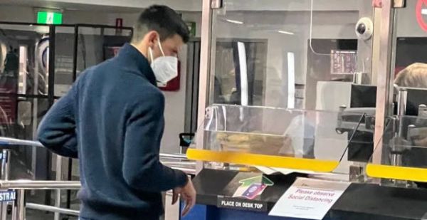 德约科维奇被困的48小时：想训练被拒绝 关进难民“酒店”身无分文
