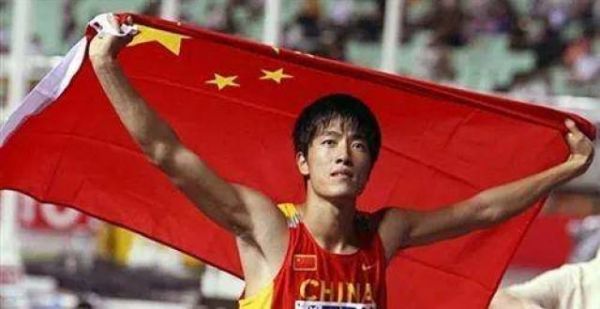 深度！再看刘翔成就：黄种人没人能接近他，破世界纪录仍是亮点