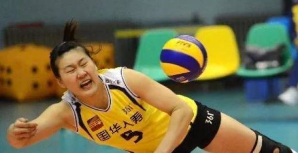 37扣17中轰下19分！女排主攻老将状态火热，进队辅佐朱婷？