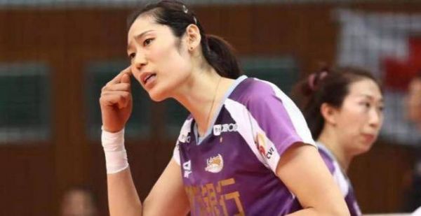 女排新队长谁是最佳人选？朱婷张常宁伤病在身，李盈莹太稚嫩