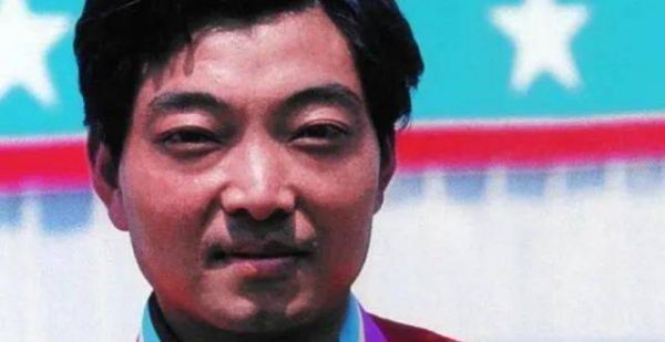 悲壮的奥运第一人：单匹马，迎战世界，打破日本人的幻想
