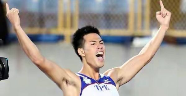 10秒32！杨俊瀚夺得百米冠军，实力远不如苏炳添
