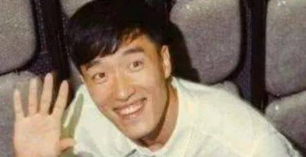 刘翔，就这样从体育版面，被搬到了娱乐频道
