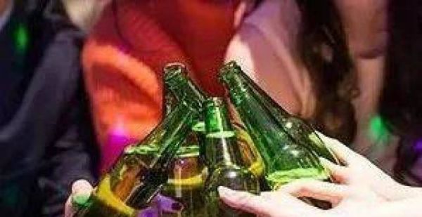 春节抽烟、喝酒、熬夜，哪个对跑步的影响更？