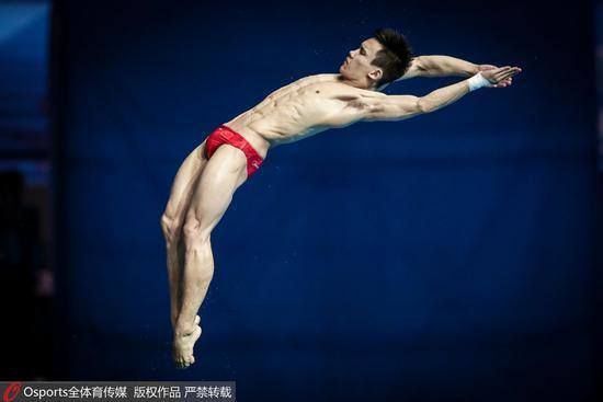 世锦赛9日综述：杨健摘个人首金 跳水队出战12项全夺冠