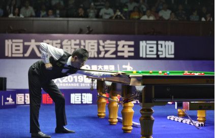 2019斯诺克中锦赛开杆 丁俊晖首秀亮相赛场