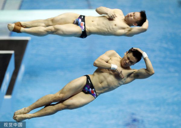 世锦赛曹缘/谢思埸男双3米板逆转夺冠 夺跳水队第三金