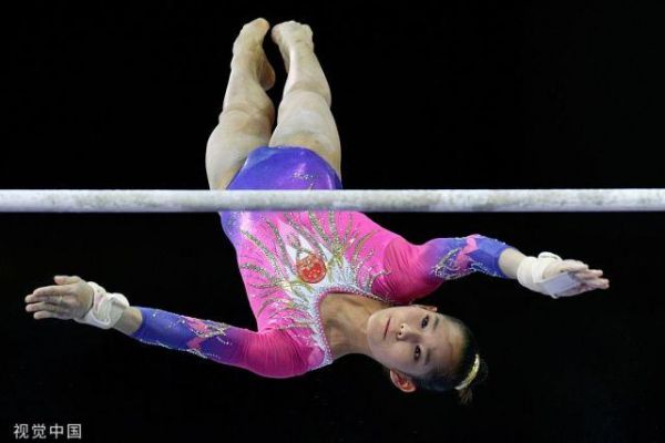 拜尔斯摘世锦赛全能第五金 小花唐茜靖替补爆冷夺银