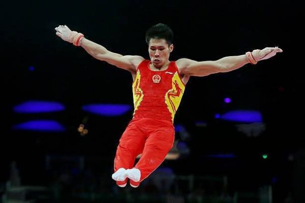 体操世界杯翁浩鞍马摘铜 刘璇“小师妹”平衡木折桂