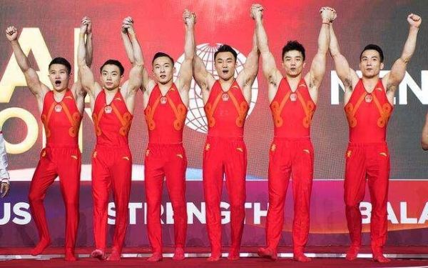 体操男子天团祝母亲节日快乐  庆幸被妈妈送来练体操