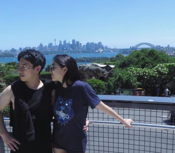 恭喜！邹凯宣布周捷怀孕：一个身体 两个心跳 三口之家