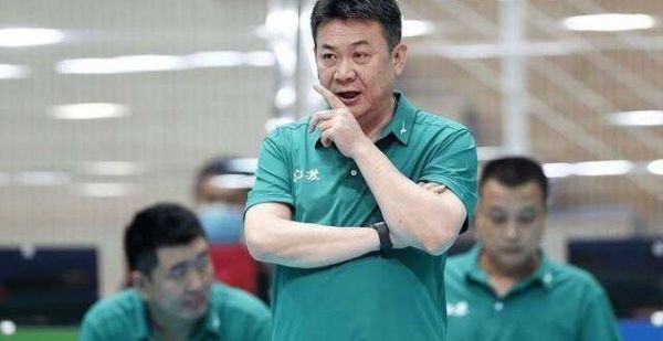 蔡斌二度出任女排主教练，接手后郎平队伍，备战任务和压力