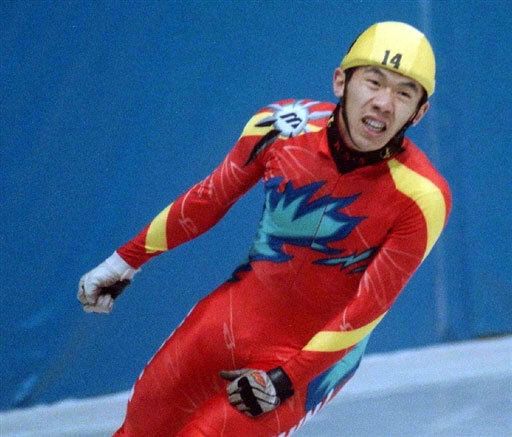 短道男队曲折首金史：李佳军最悲情 武靖终圆梦