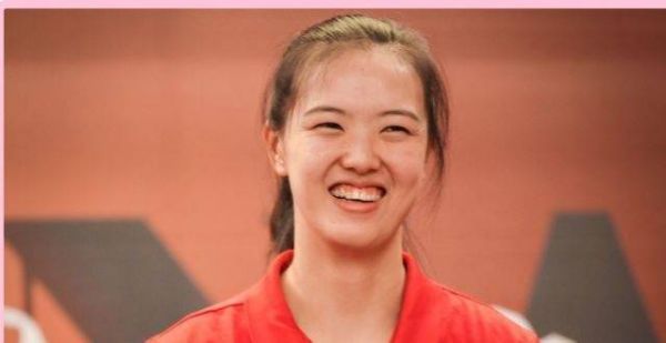 朱婷归期未定又逢蔡斌上任，张常宁担任女排队长希望有多？
