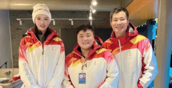 女排换帅！前队长惠若琪走马上任，岗位工资曝光，郎平没看错人