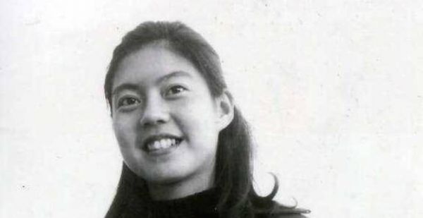 胡娜：40年前在比赛中临阵倒戈，加入美国国籍，今却选择回国捞金