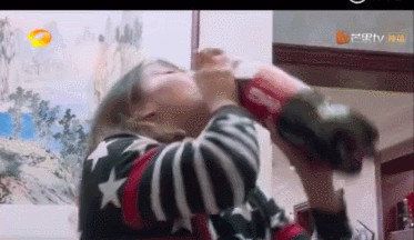 傅园慧口吃肉接地气却引争议 宁泽涛曾因贪吃惹烦