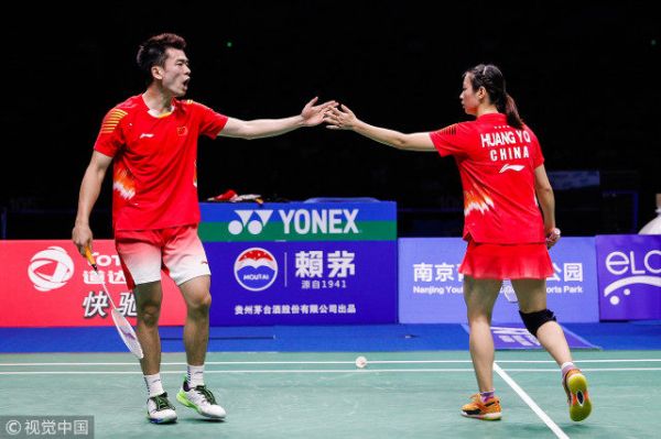 世锦赛郑思维/黄雅琼2-0胜王懿律/黄东萍 夺混双冠军