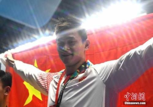三关键词复盘孙杨的2018：泪水与伤病相伴 对学业一丝不苟