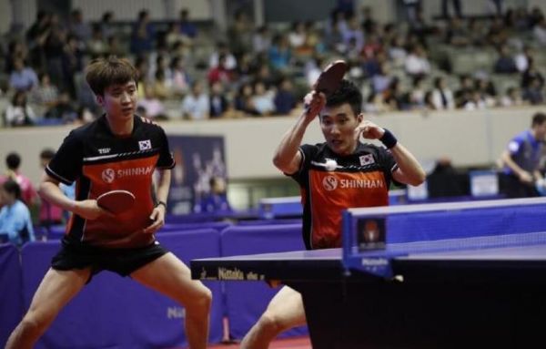日乒赛梁靖崑周恺1-3郑荣植李尚洙 国乒男双丢冠