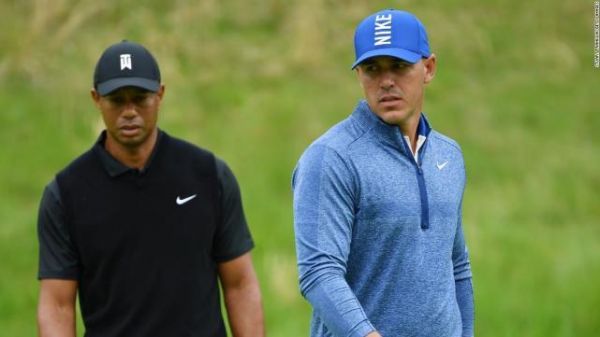 PGA锦标赛科普卡创36洞最低杆 伍兹出李昊桐晋级