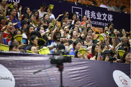 95%观众为他而来+升级版安保团队 中乒赛成张继科“专场”