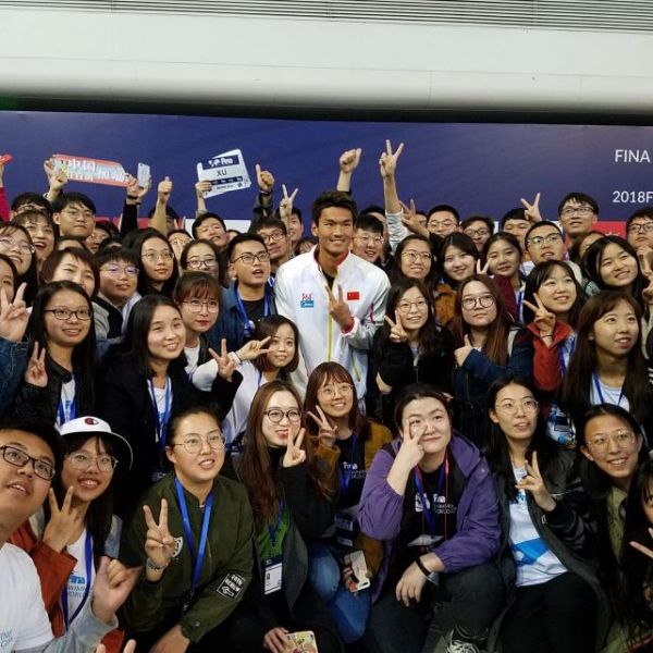 徐嘉余：练到极限会哭靠看三国励志 仅自己和孙杨扛把子会很辛苦
