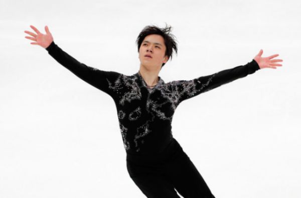 花滑俄罗斯站东道主包揽男单前三 宇野昌磨状态回升位列第四