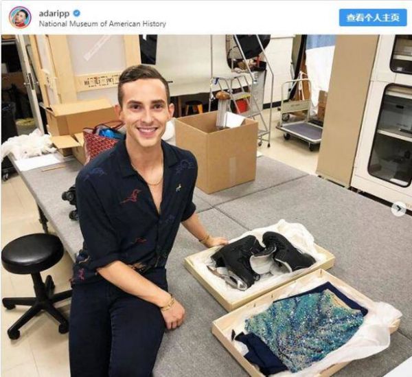 出书拍MV参加真人秀 亚当里蓬”退役也疯狂”