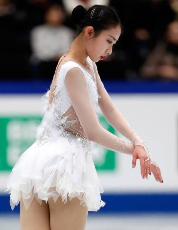 陈虹伊花滑世锦赛完美亮相 短节目滑出个人赛季最佳