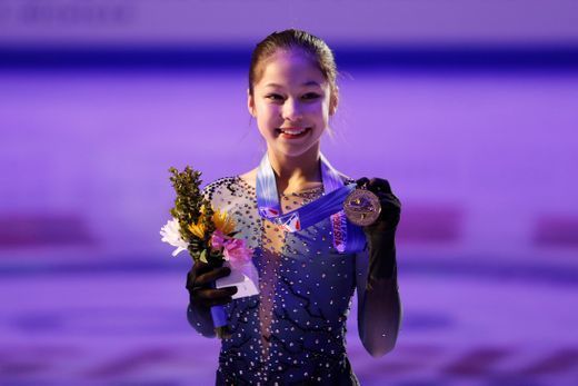 13岁华裔少女比肩关颖珊 全美最年轻花滑冠军竟是代孕儿
