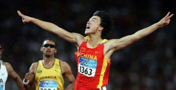 亚洲飞人刘翔：为国争光断跟腱还被辱骂，13年后才收到国人的道歉