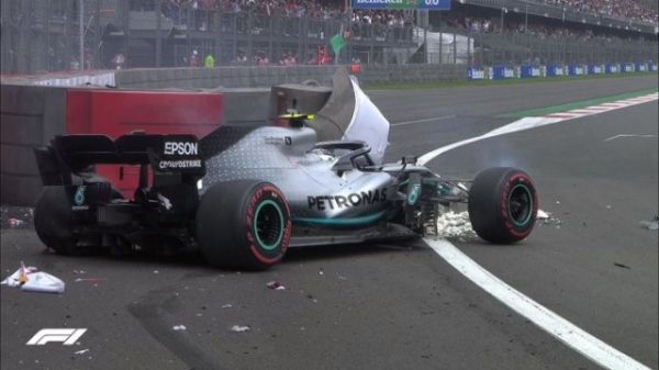 F1墨西哥站排位赛：博塔斯遇事故 维斯塔潘惊险夺杆位