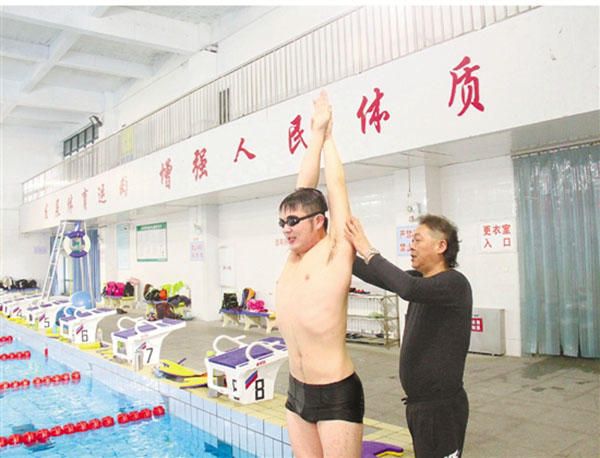 1个项目4个级教练 孙杨母校已成游泳黄埔军校