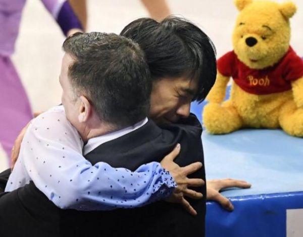 羽生让平昌再次下起维尼熊雨！它足以成为冬奥吉祥物？