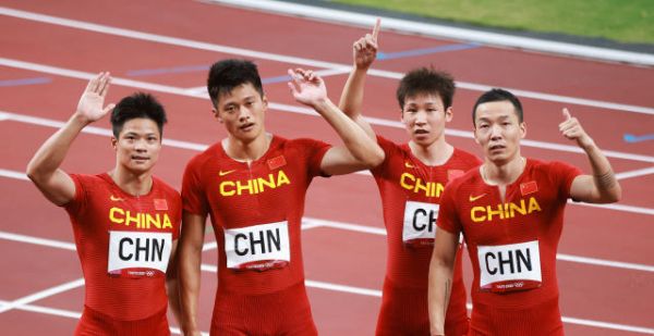 体坛联播｜苏炳添表示奖牌属于短跑人，姆巴佩去留成谜