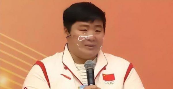 成绩直追巩立姣！铅球涌现超级天才，投出20米20剑指冠军
