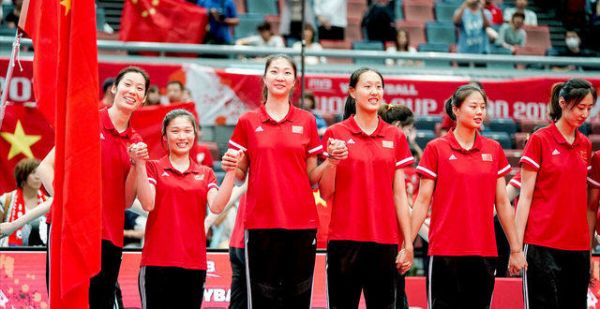 调整！女排队长手术待定，后朱婷时代女排需重拾黄金一代老路