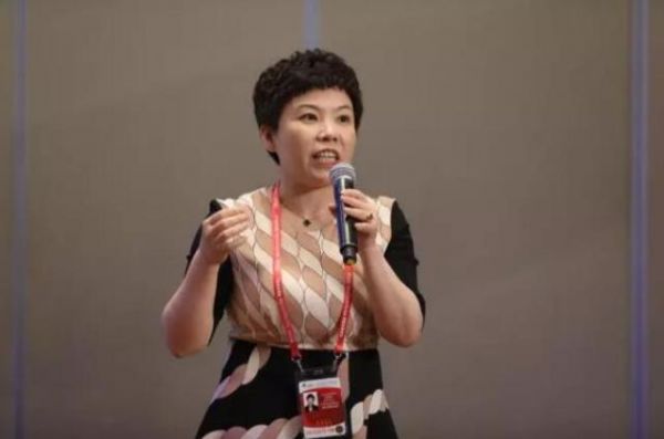 邓亚萍：体育产业投资之路又长又苦 熬过黑暗才能见朝阳