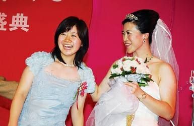 王楠最成就是教会福原爱说东北话？ 不经意炫富最扎心