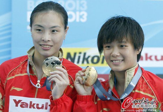 世锦赛首金！吴敏霞施廷懋女双3米板夺冠