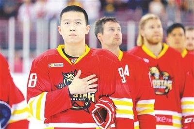 英如镝KHL进球刷新冰球历史 英达望爱子率队出战冬奥