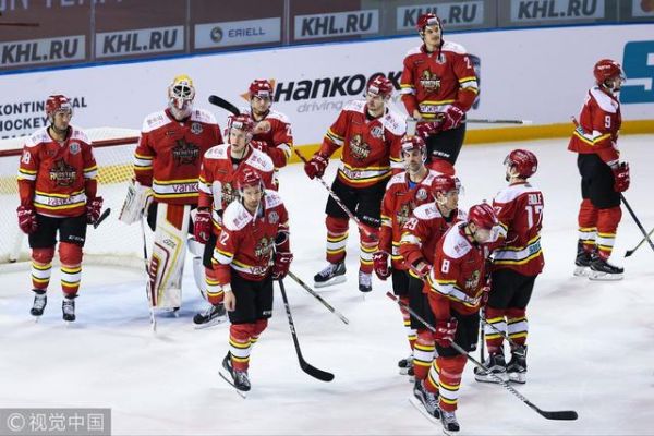 KHL万科龙3-0双杀喀山雪豹 赵传礼拉塔接连建功