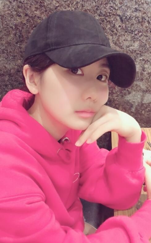 江宏杰吐槽福原爱又买包 网友力挺爱酱：反对？头上想长包了