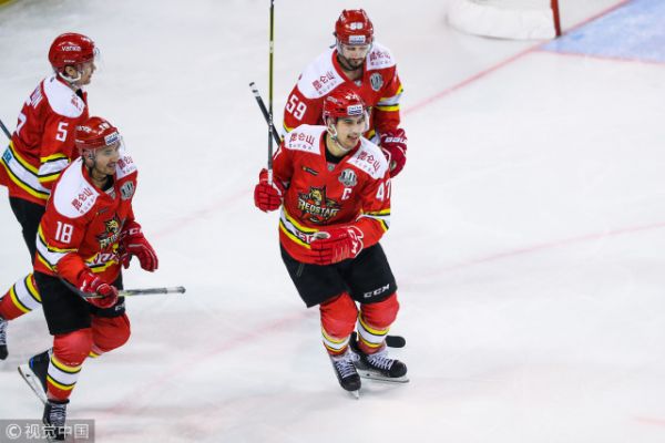 KHL布雷梅开二度 昆仑鸿星7-4逆转胜西伯尔