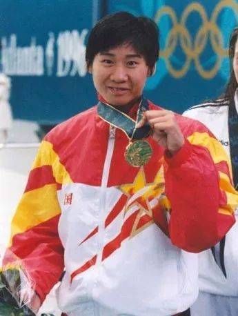 时隔20年重回泳池 43岁的乐靖宜向金牌发起冲击