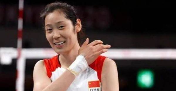 朱婷双喜临门！将出席国际排联世界，还登上75年庆祝海报