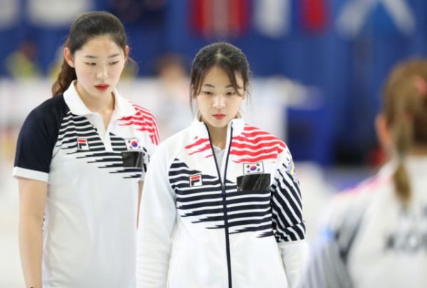 世锦赛王芮领衔女队出战 准妈妈霍曼选拔赛未能突围