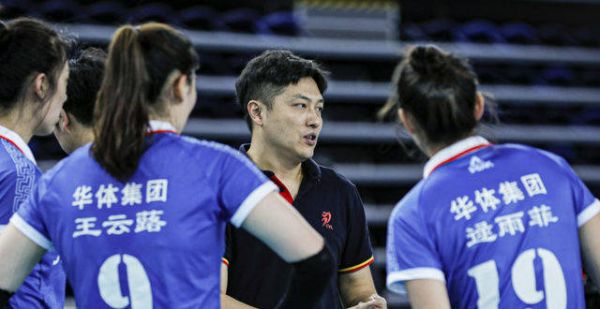王云蕗竞争主力有难度！女排4号位面临洗牌，吴晗有望成奇兵